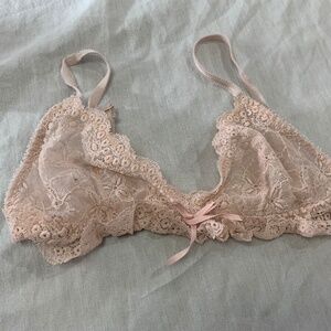 🦜 AFFINITAS WOMENS BRA WIRE FREE SIZE S JUNIORS. 🦜